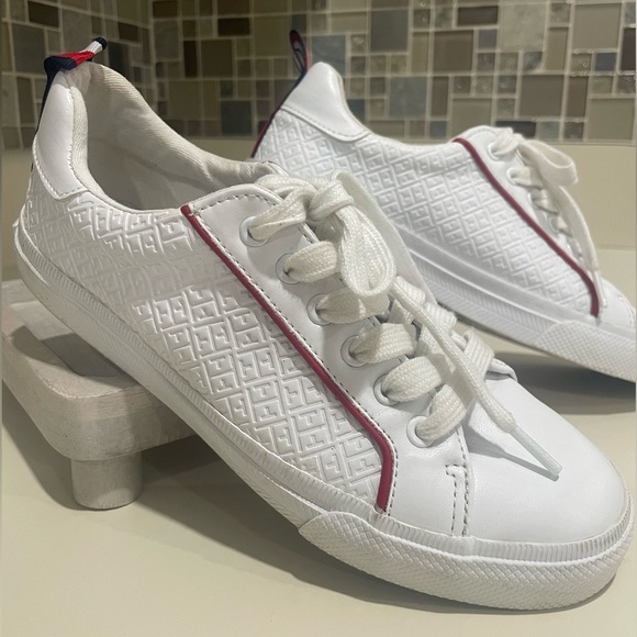 Tommy Hilfiger Shoes - Tommy Hilfiger White and Red Embossed Sneakers